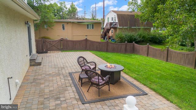 129 WILSON RD, King Of Prussia, PA 19406