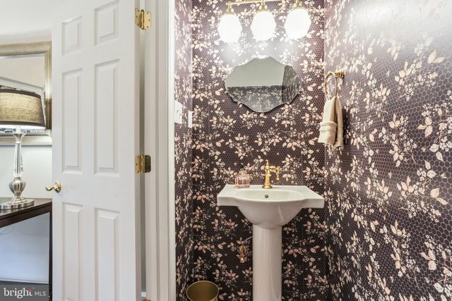 129 WILSON RD, King Of Prussia, PA 19406
