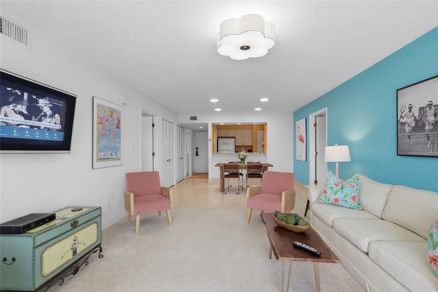 29130 BAY HOLLOW DRIVE 3313, Wesley Chapel, FL 33543