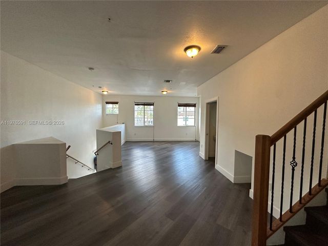 12430 SW 50th St 131, Miramar, FL 33027