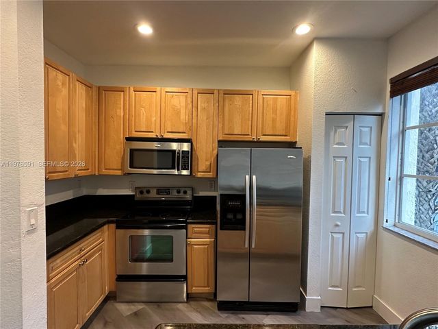 12430 SW 50th St 131, Miramar, FL 33027