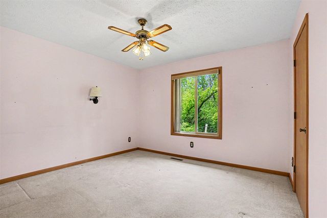4772 Weston Avenue, Kalamazoo, MI 49006
