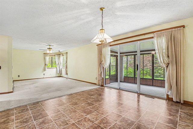 4772 Weston Avenue, Kalamazoo, MI 49006