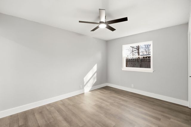 124 Bluebird Circle, Denton, TX 76209