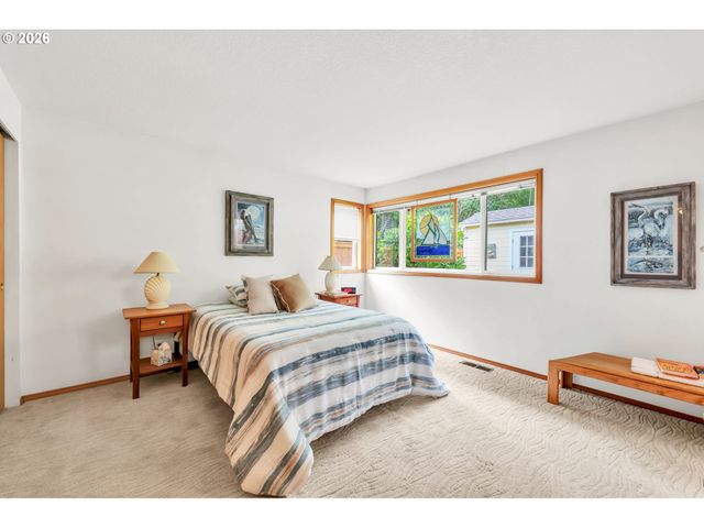 3959 EDDYSTONE Pl, Eugene, OR 97404