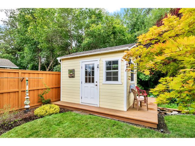 3959 EDDYSTONE Pl, Eugene, OR 97404