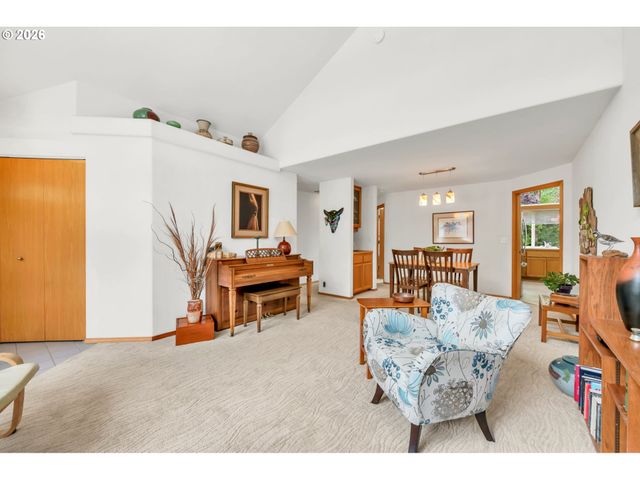 3959 EDDYSTONE Pl, Eugene, OR 97404