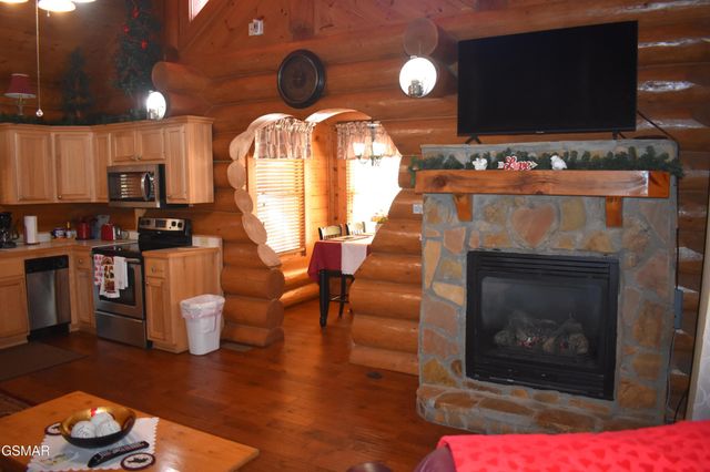 2910 Piney Ridge Way, Sevierville, TN 37862