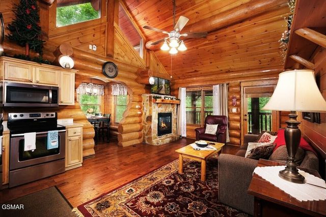 2910 Piney Ridge Way, Sevierville, TN 37862