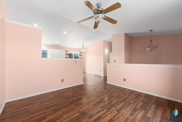 7825 W Stoney Creek St Street, Sioux Falls, SD 57106
