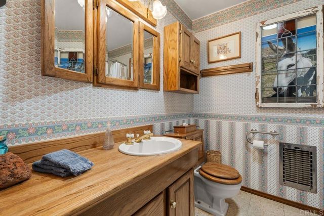 1088 Shasta Way, Boulevard, CA 91905