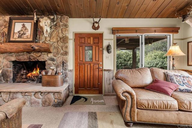 1088 Shasta Way, Boulevard, CA 91905