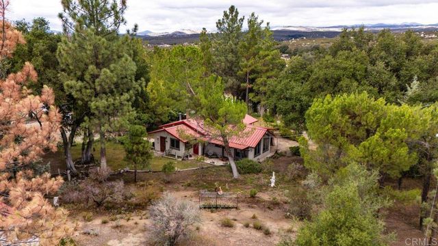 1088 Shasta Way, Boulevard, CA 91905