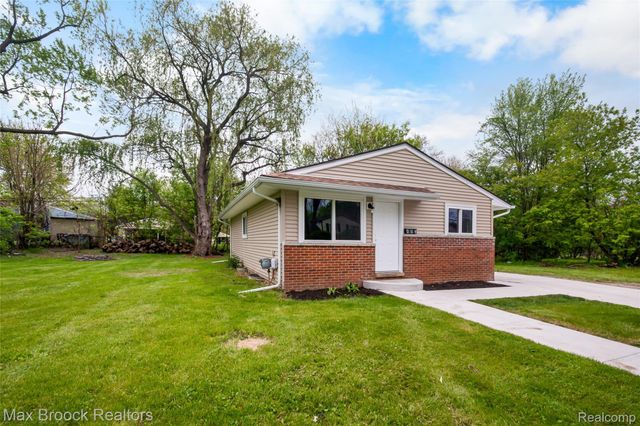493 Luther Avenue, Pontiac, MI 48341