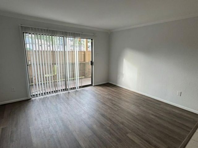 8423 Hearth Drive 3, Houston, TX 77054