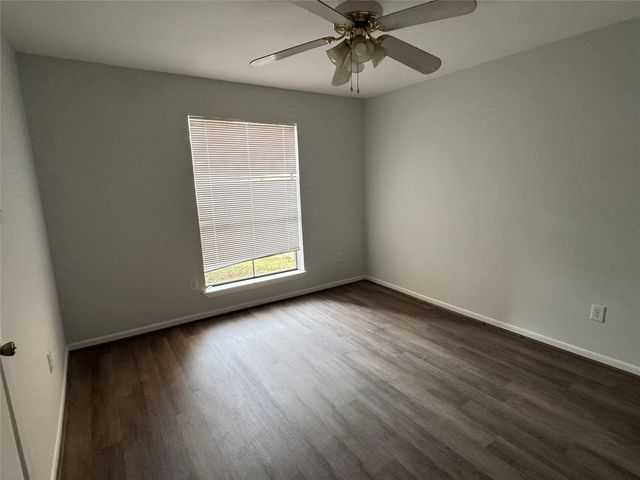 8423 Hearth Drive 3, Houston, TX 77054