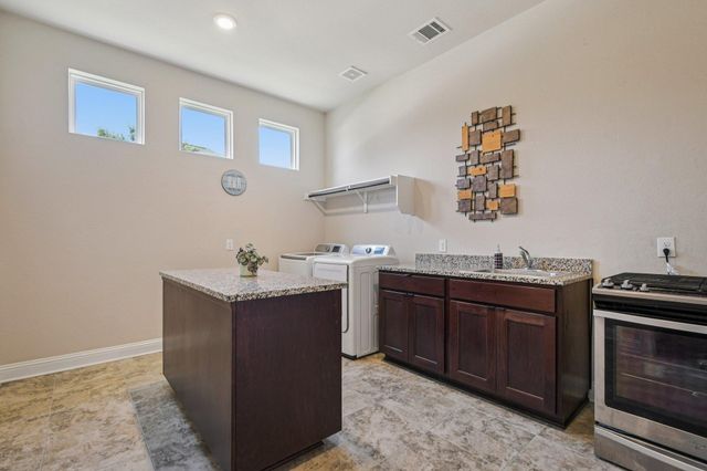 2329 Sandorna CT, Leander, TX 78641
