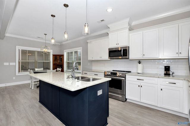 613 Walt Campbell Road, Hazel Green, AL 35750