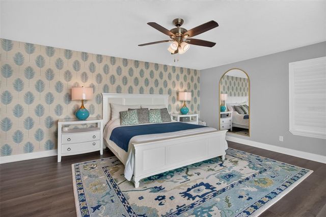 503 JOHNS PASS AVENUE, Madeira Beach, FL 33708