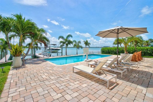 503 JOHNS PASS AVENUE, Madeira Beach, FL 33708