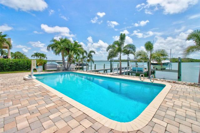 503 JOHNS PASS AVENUE, Madeira Beach, FL 33708