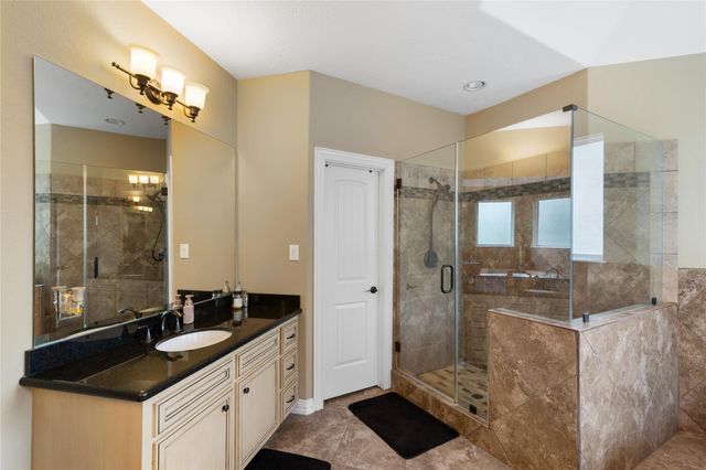 721 Oak Hill Lane, Pinehurst, TX 77362
