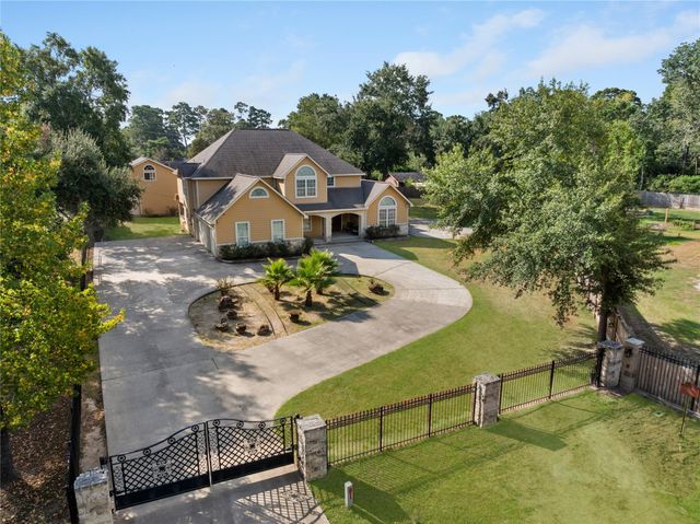 721 Oak Hill Lane, Pinehurst, TX 77362