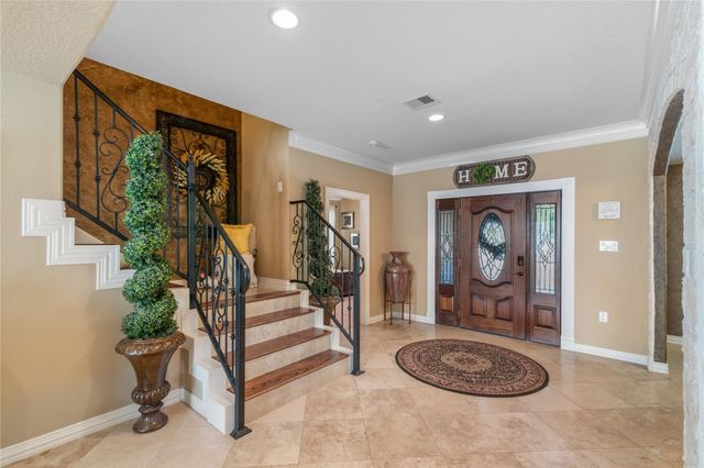 721 Oak Hill Lane, Pinehurst, TX 77362