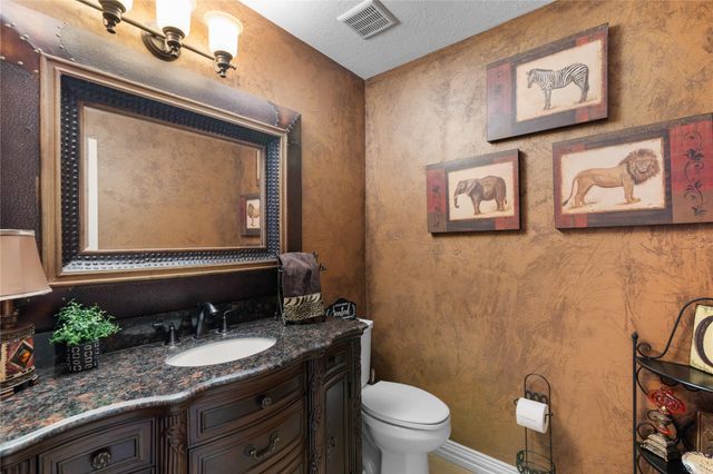 721 Oak Hill Lane, Pinehurst, TX 77362