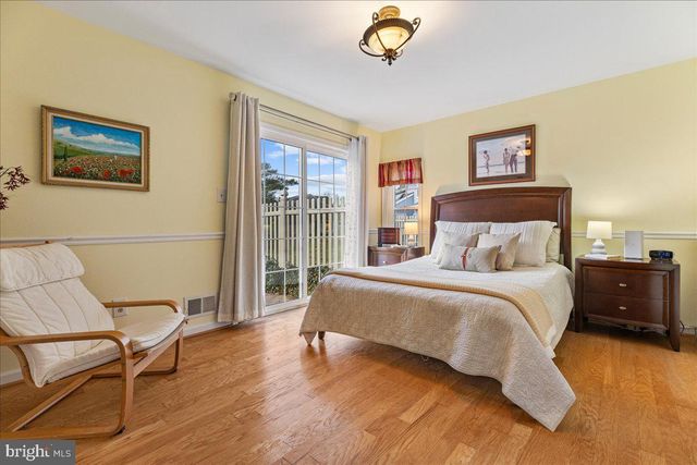 11 BRAXTON CT, Hightstown, NJ 08520