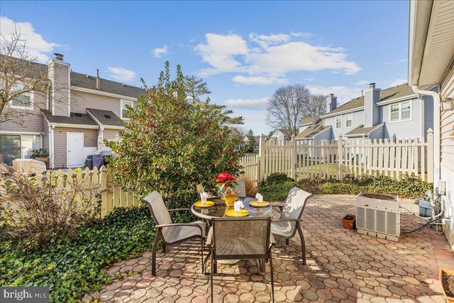 11 BRAXTON CT, Hightstown, NJ 08520