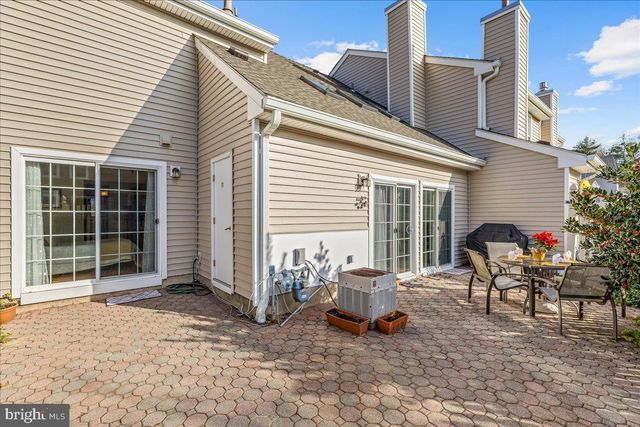 11 BRAXTON CT, Hightstown, NJ 08520