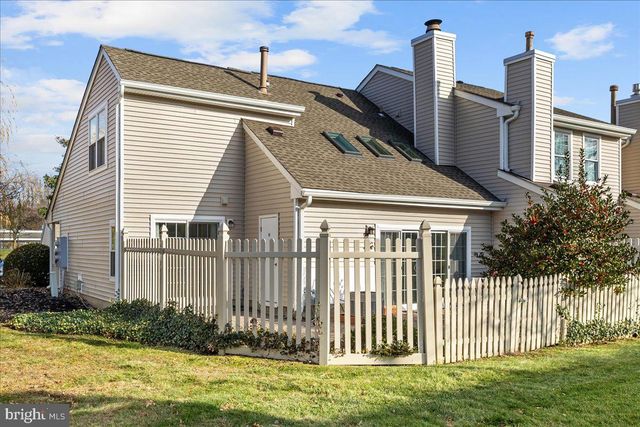 11 BRAXTON CT, Hightstown, NJ 08520