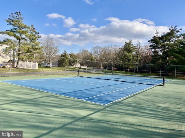 11 BRAXTON CT, Hightstown, NJ 08520