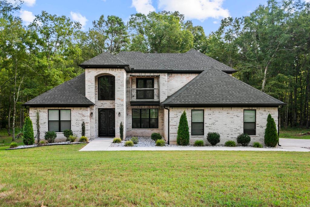 7183 Reece Dr, Hensley, AR 72065