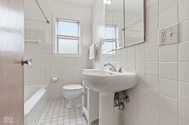 2512 E 58th Street, Indianapolis, IN 46220