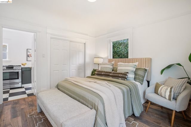 455 36Th St, Oakland, CA 94609