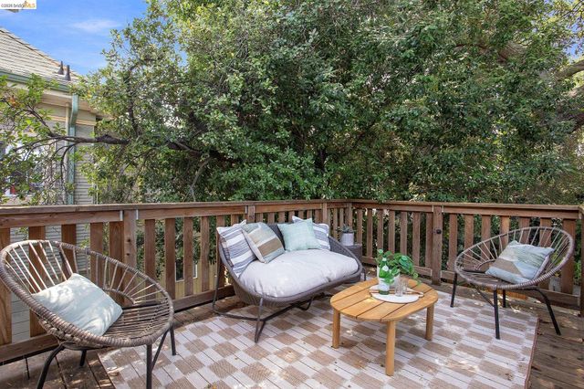 455 36Th St, Oakland, CA 94609