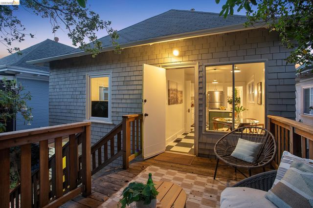 455 36Th St, Oakland, CA 94609