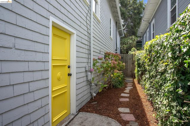 455 36Th St, Oakland, CA 94609