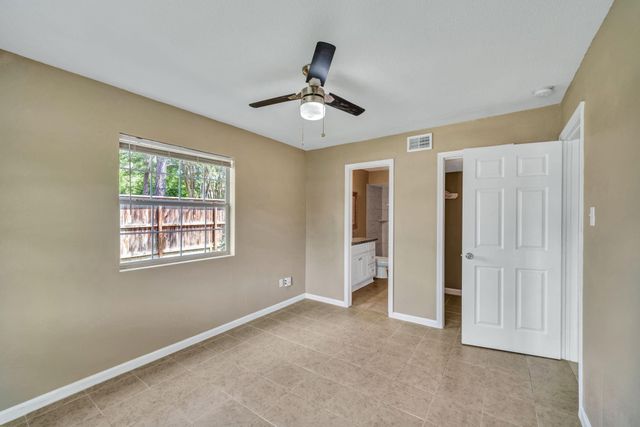 770 Memorial Mews Street A, Houston, TX 77079