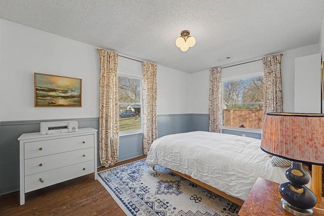 1619 E Terry Drive, Fayetteville, AR 72703