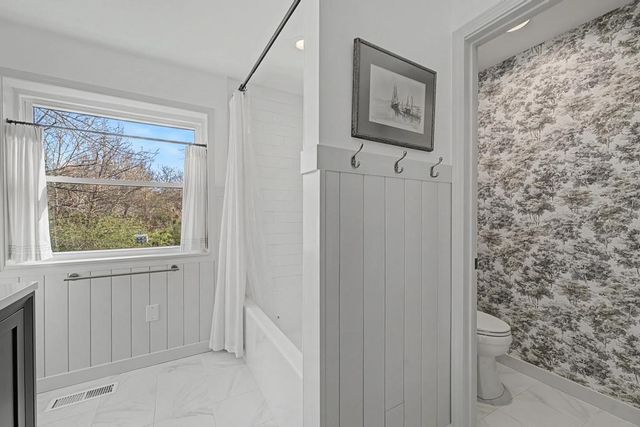 1619 E Terry Drive, Fayetteville, AR 72703