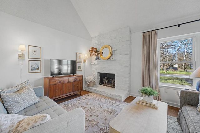 1619 E Terry Drive, Fayetteville, AR 72703