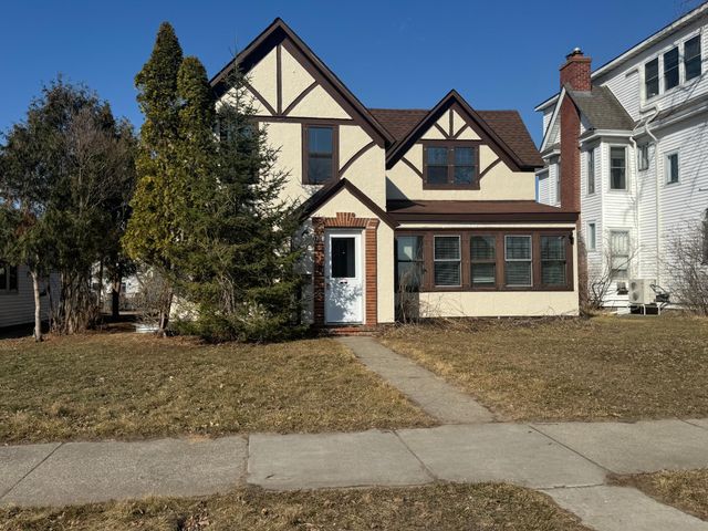 1019 Beltrami Avenue NW, Bemidji, MN 56601