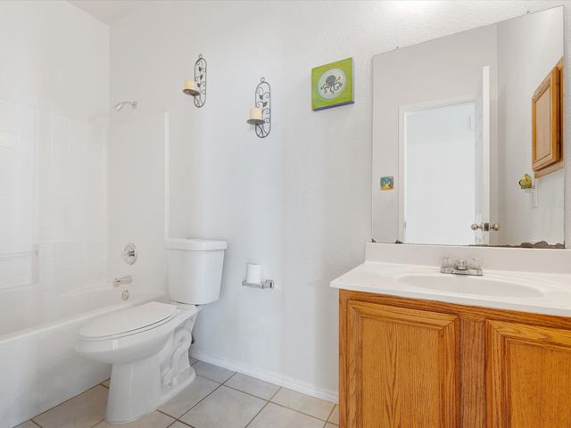 548 Linacre Drive, Fort Worth, TX 76036