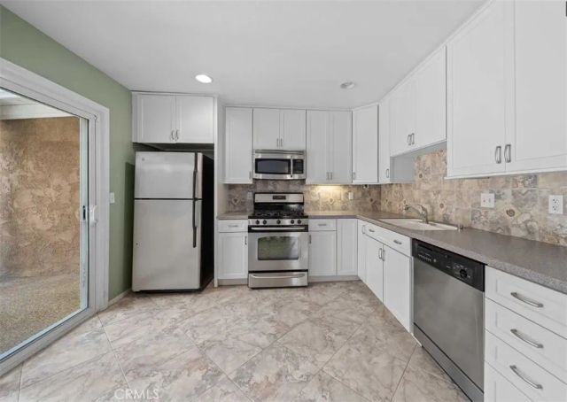 44150 30th West, Lancaster, CA 93536