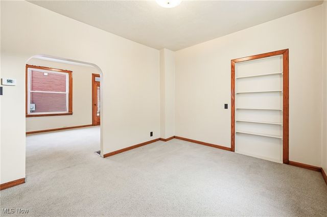 218 S Lincoln Avenue, Lisbon, OH 44432