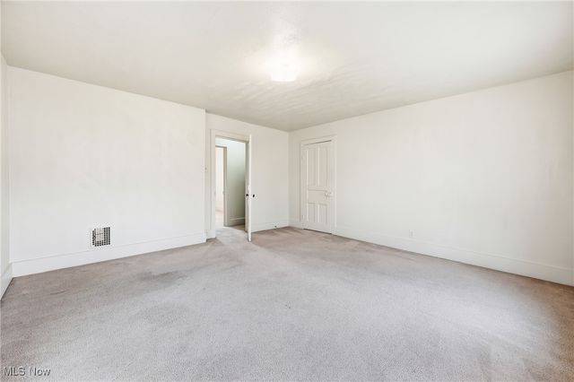 218 S Lincoln Avenue, Lisbon, OH 44432