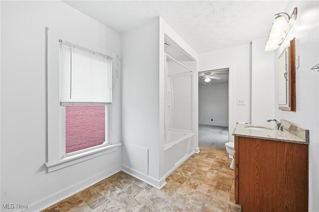 218 S Lincoln Avenue, Lisbon, OH 44432